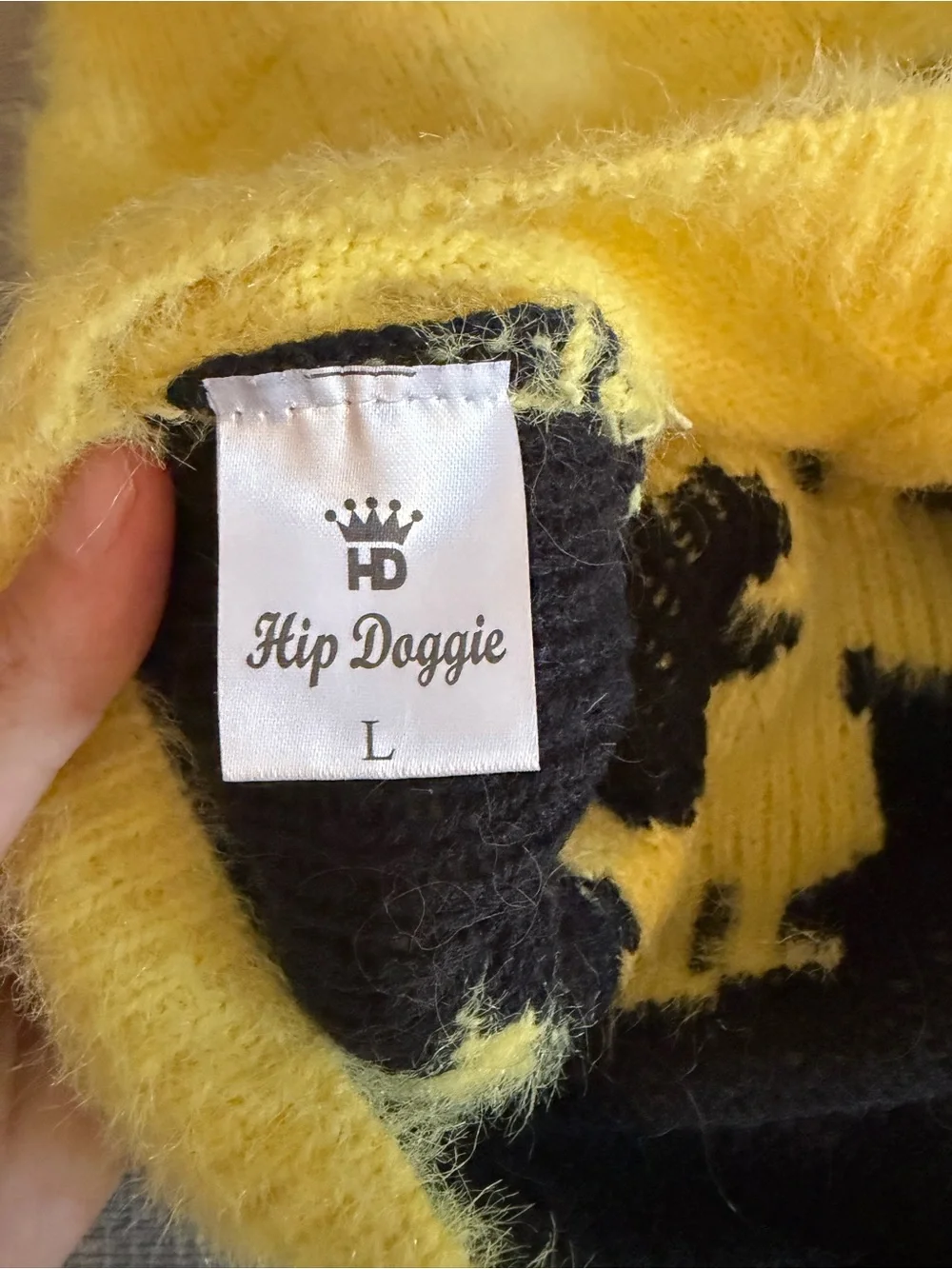 Yellow Dog Sweater with Black Reindeer Motif - Unbranded